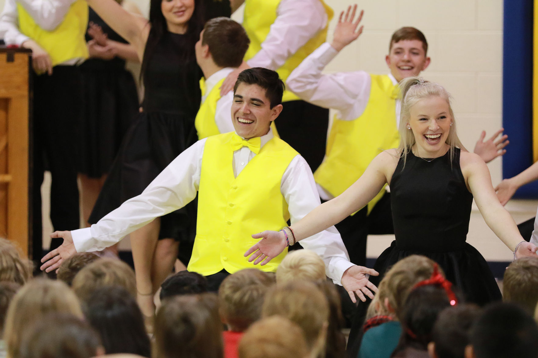 PHOTO GALLERY Harmony performs at Northfield Elementary